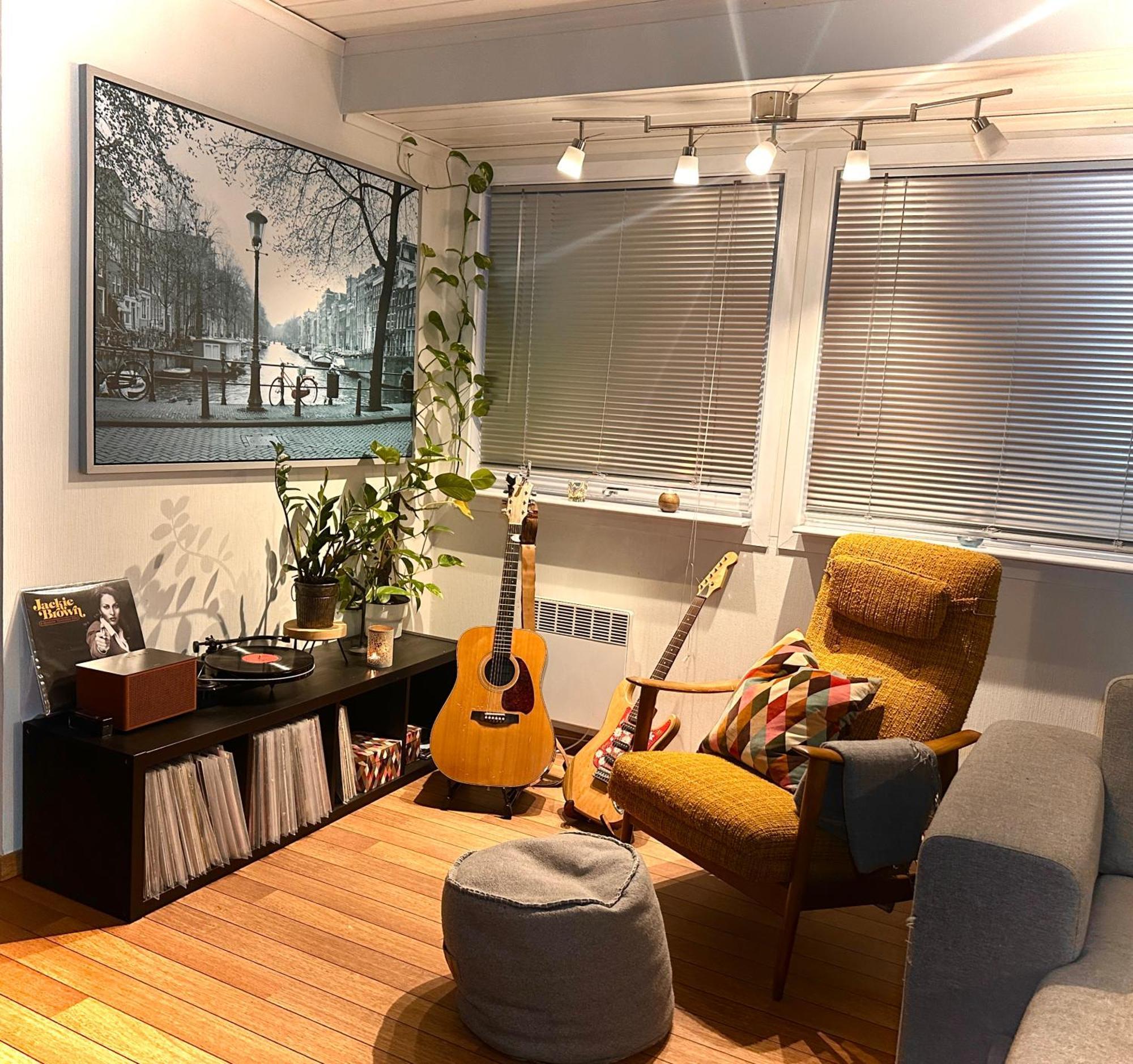 Sjarmerende Familievennlig Hus Med 2 Soverom Hébergement de vacances Kristiansand
